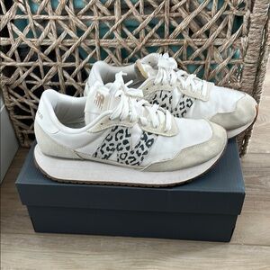 New Balance Women's Sneakers